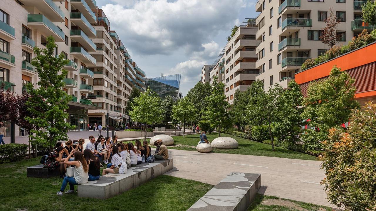 Feel Deluxe Corvin # Free Parking # Ac # Elevator Apartament