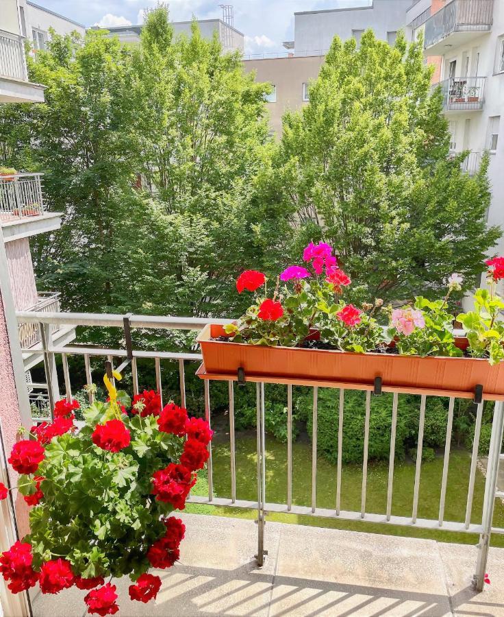 Feel Deluxe Corvin # Free Parking # Ac # Elevator Apartament *